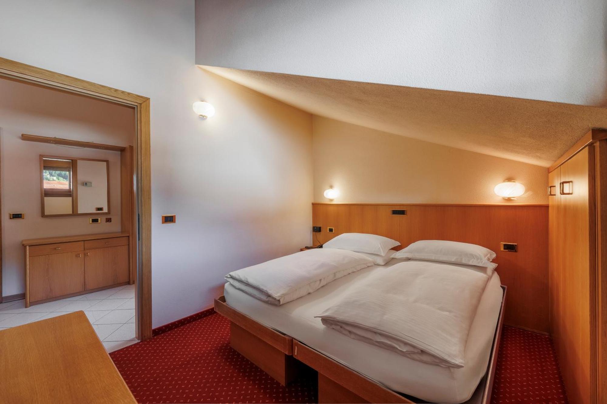 Hotel Miravalle Изолачча Экстерьер фото