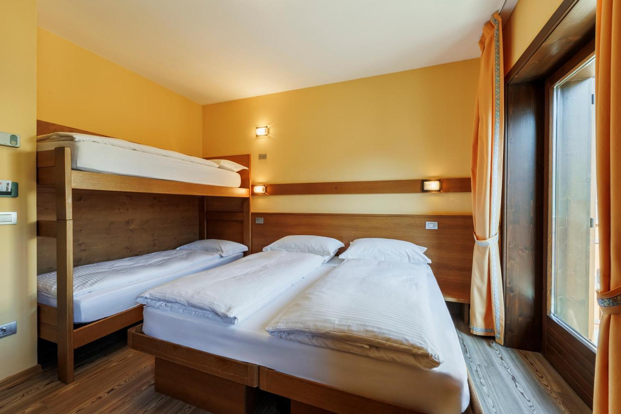 Hotel Miravalle Изолачча Экстерьер фото