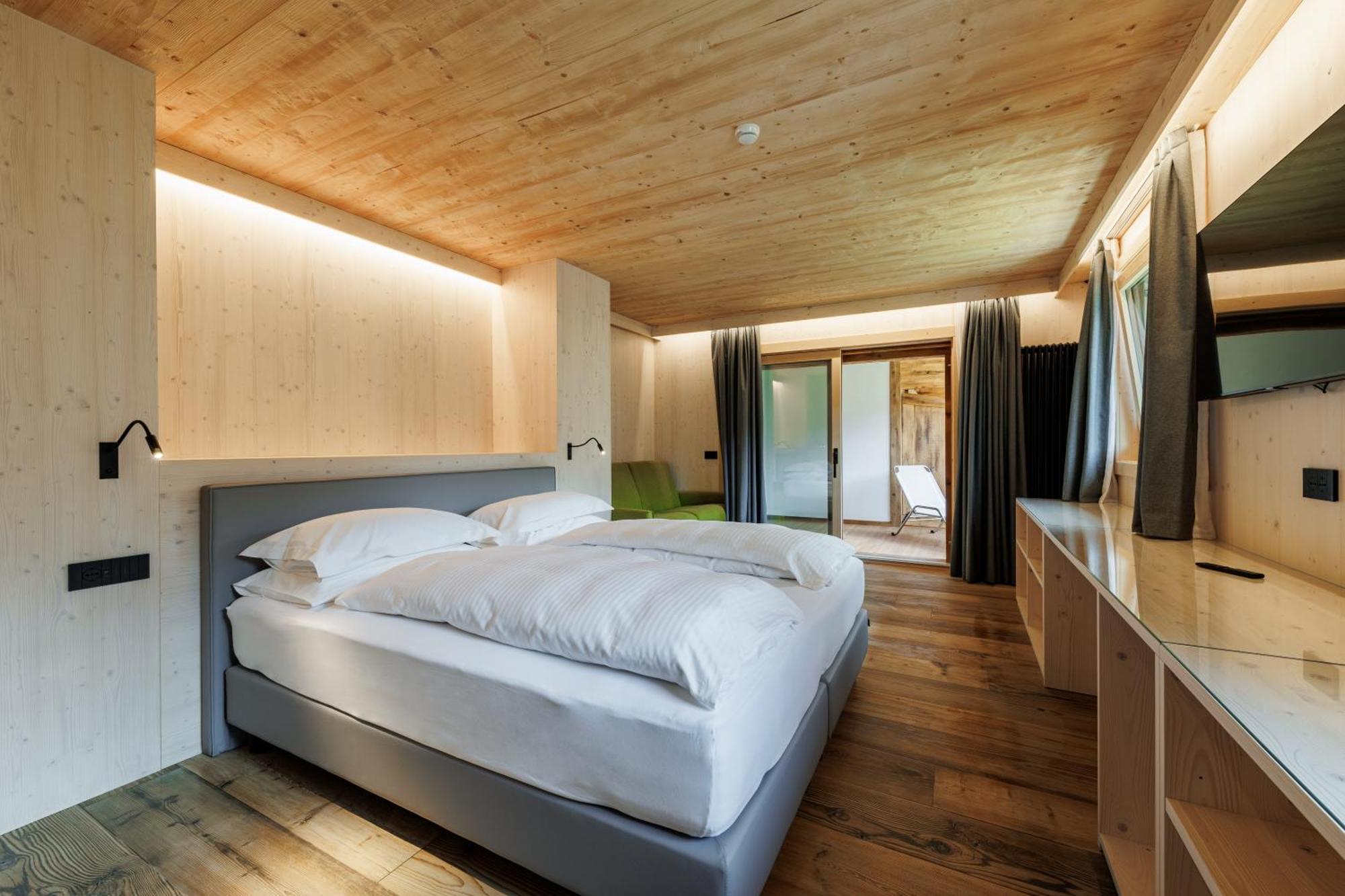 Hotel Miravalle Изолачча Экстерьер фото