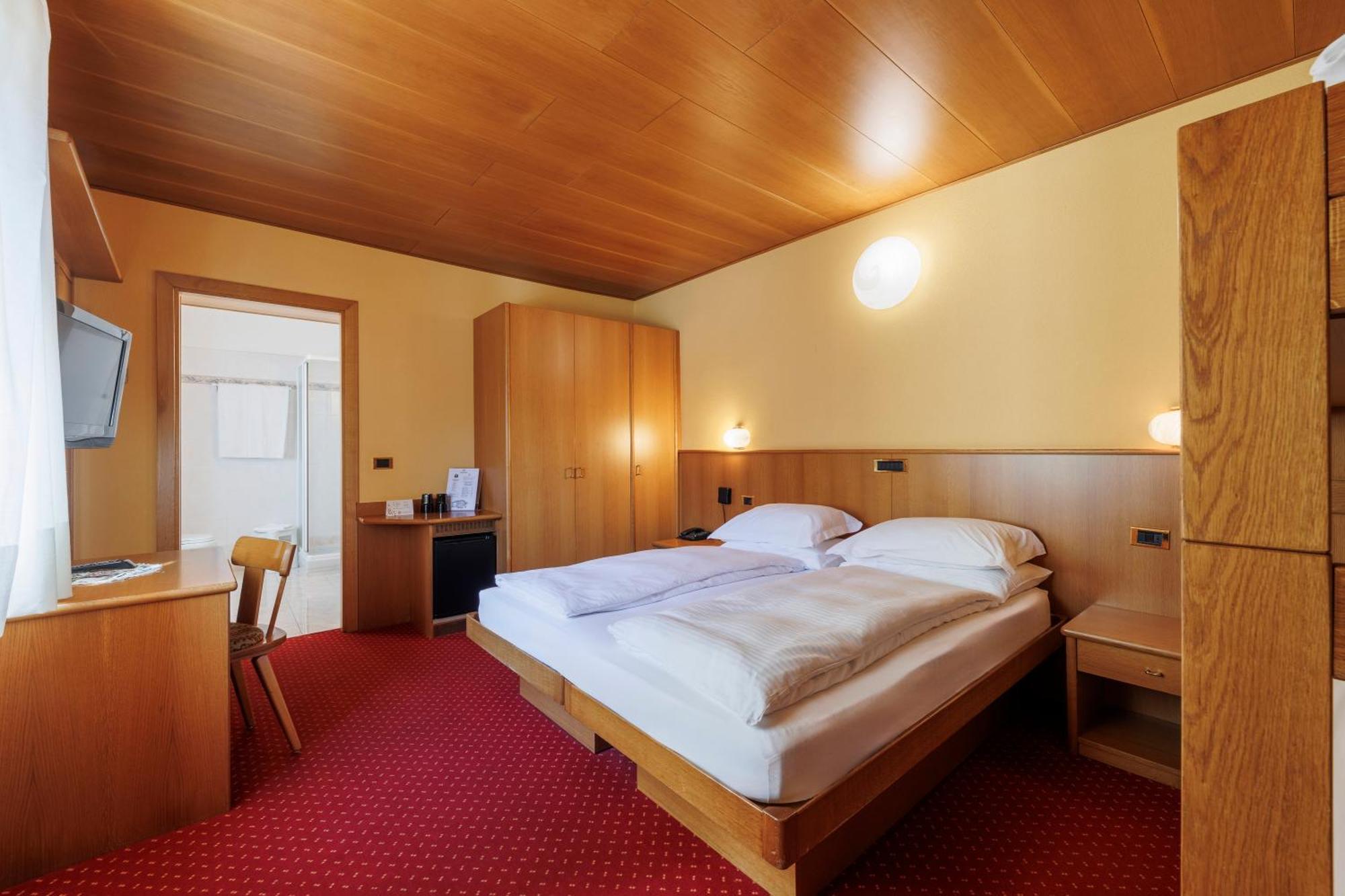 Hotel Miravalle Изолачча Номер фото