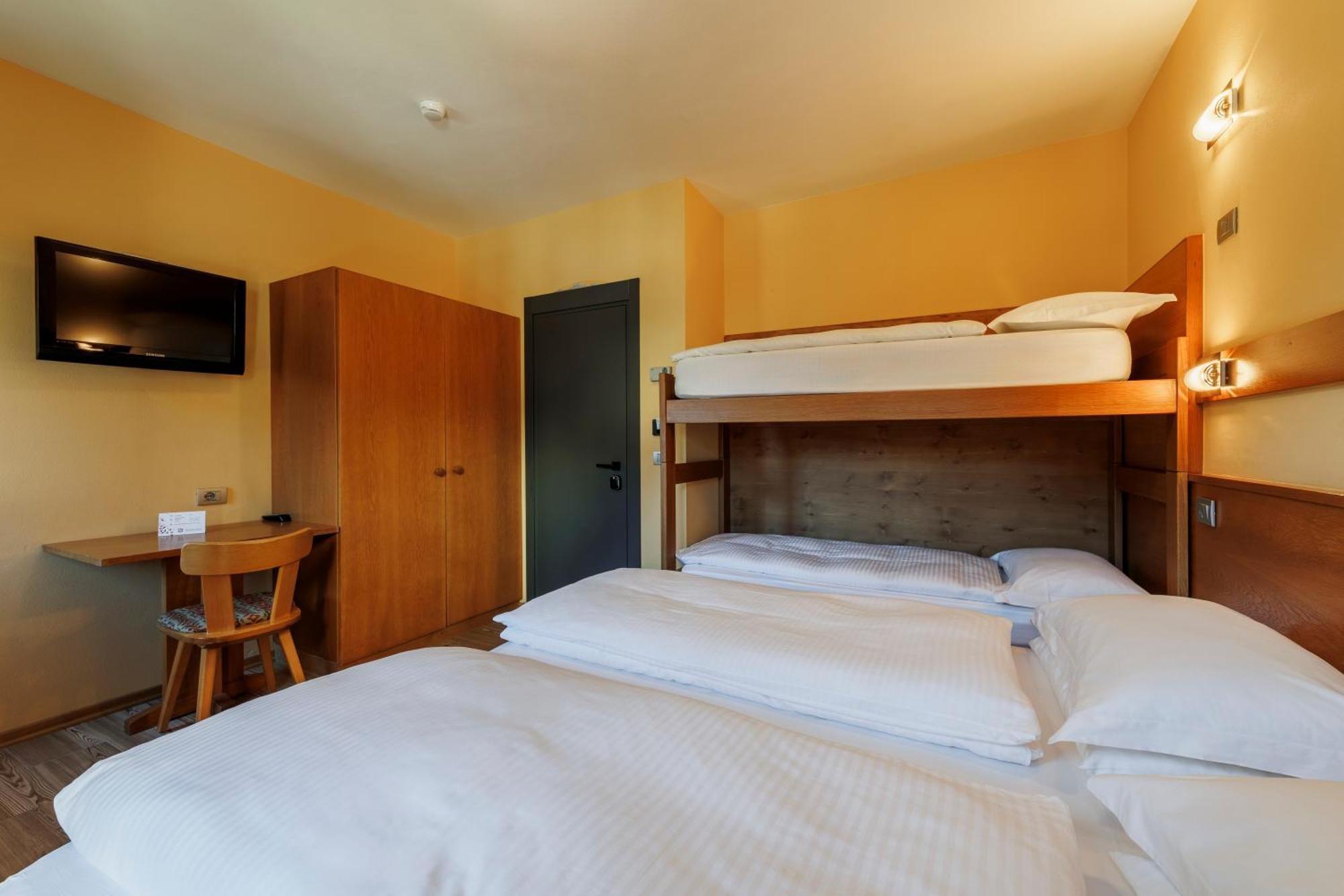 Hotel Miravalle Изолачча Экстерьер фото