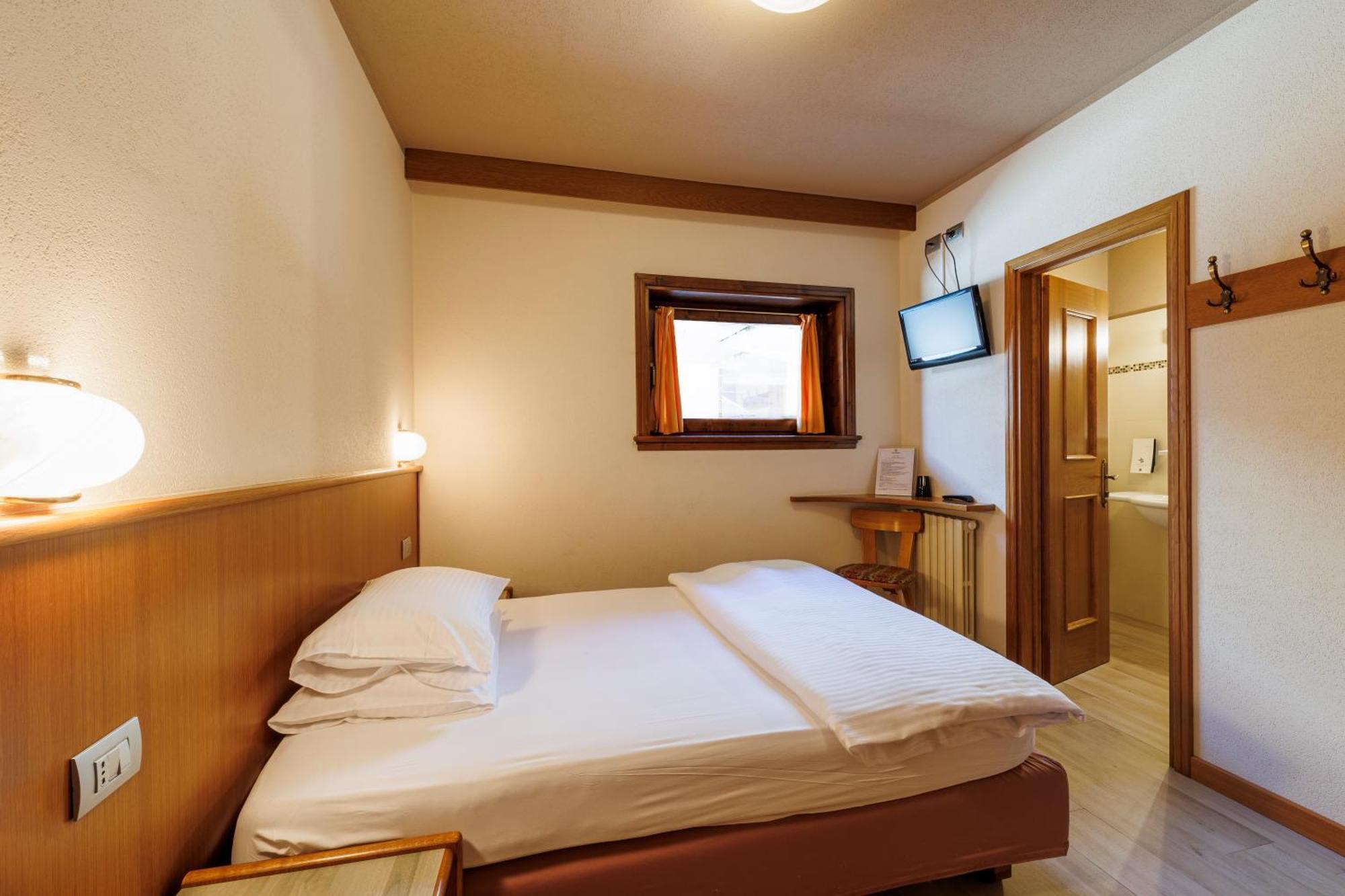 Hotel Miravalle Изолачча Номер фото